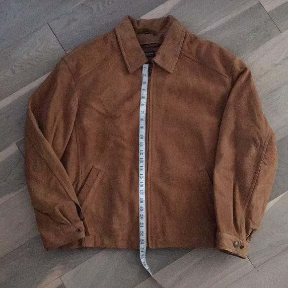 Danier tan leather jacket, size medium - Picture 6 of 6